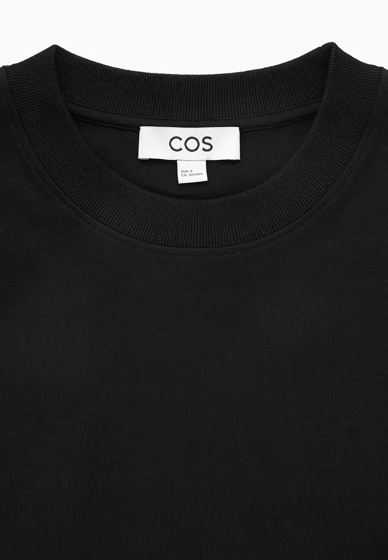 Buy COS Slim-Fit Heavyweight Long-Sleeved T-Shirt 2024 Online | ZALORA ...