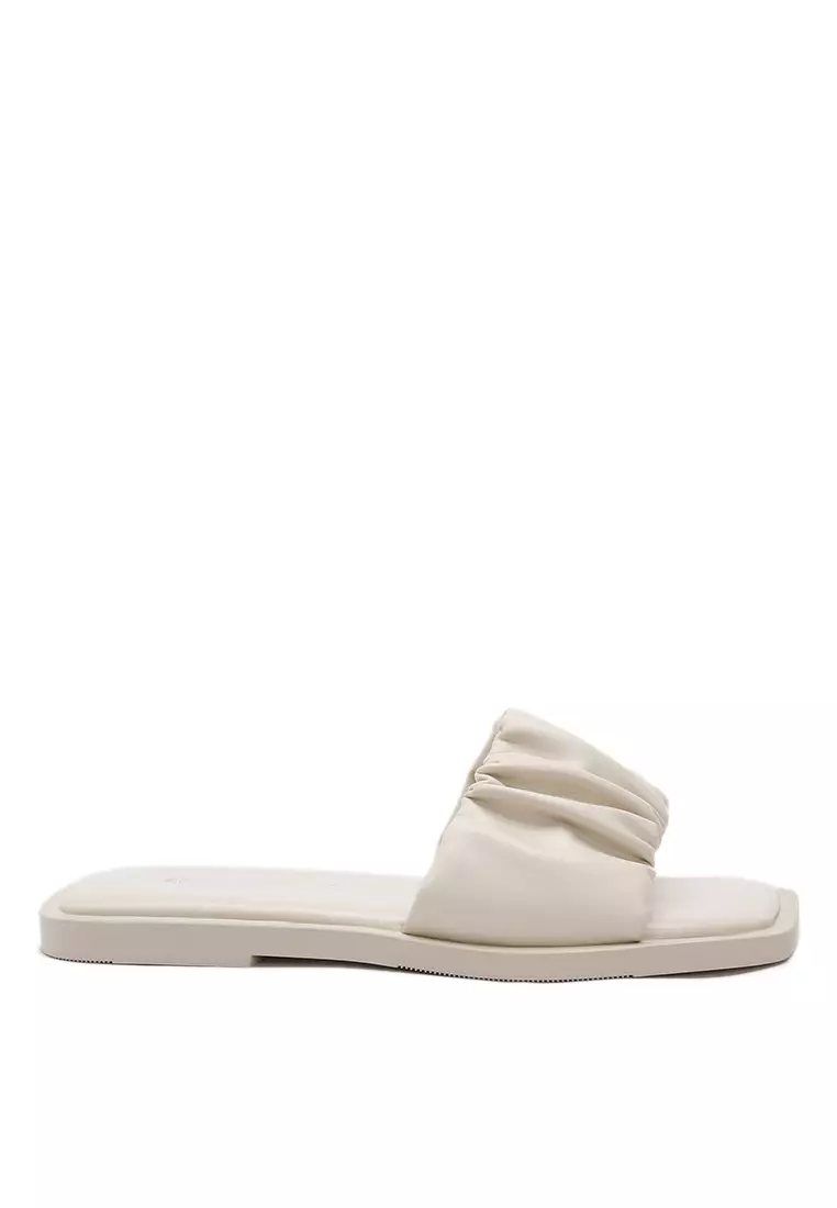 Discount on Kimmijim  shoes - SKU: Alysia Slip-On Sandals