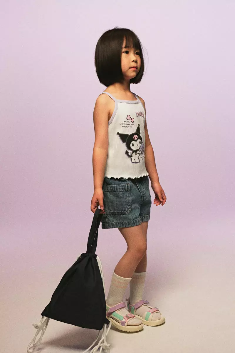 Print-motif strappy top