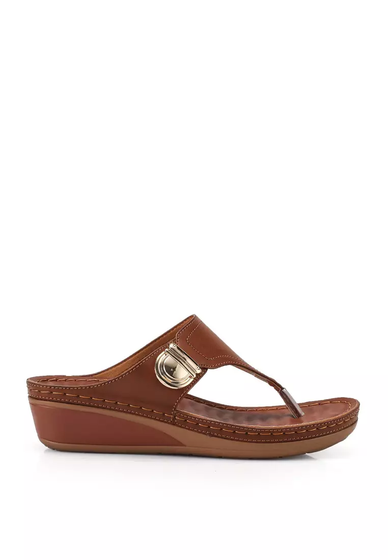 Discount on Speedy Rhino  shoes - SKU: Comfort Clip Toe Wedge Sandals