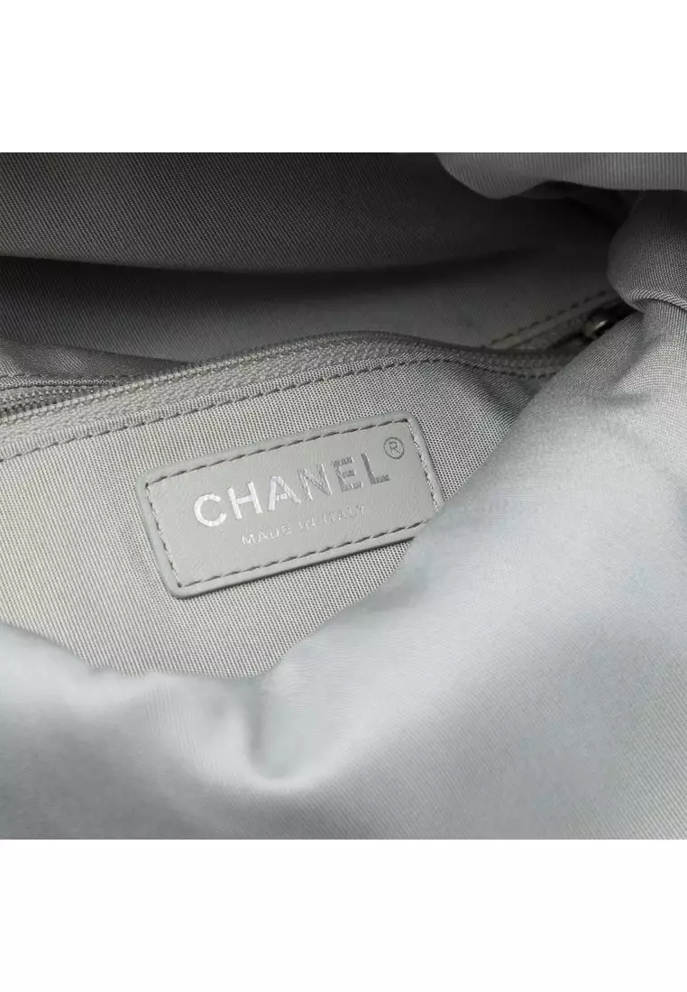 Pre-Loved Chanel Quilted Lambskin Grip Clutch