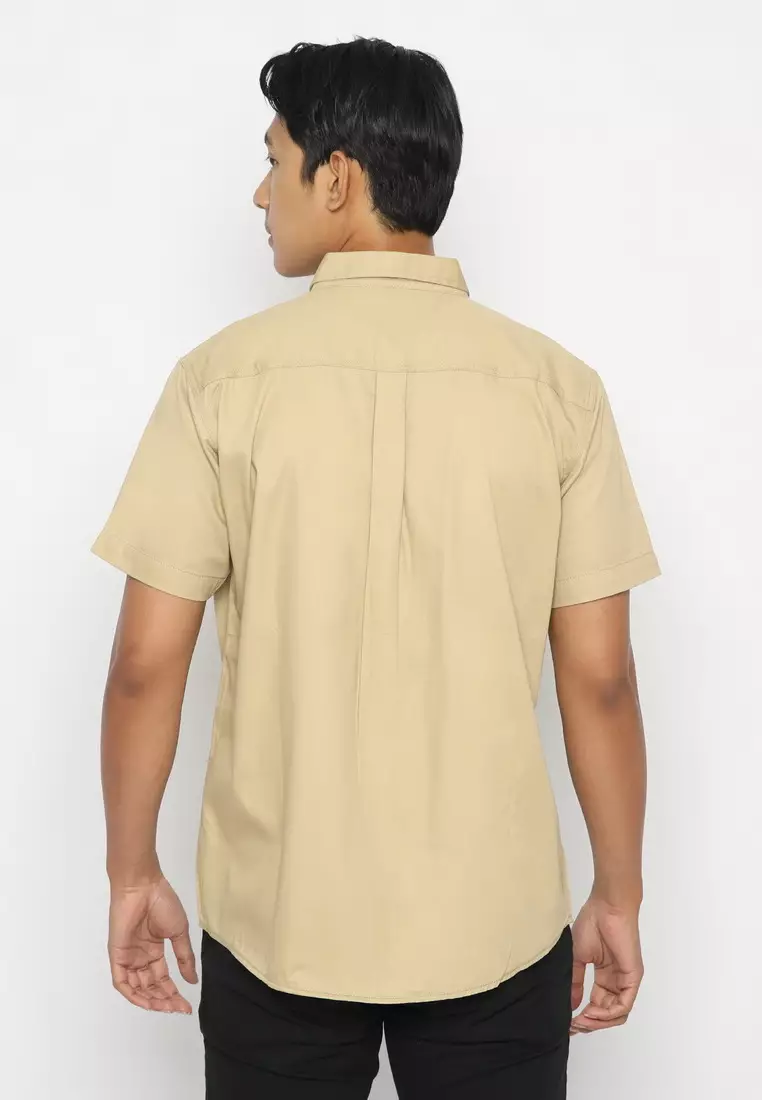 POLICE Kemeja Polos Cotton Twill Regular Fit Khaky Pria