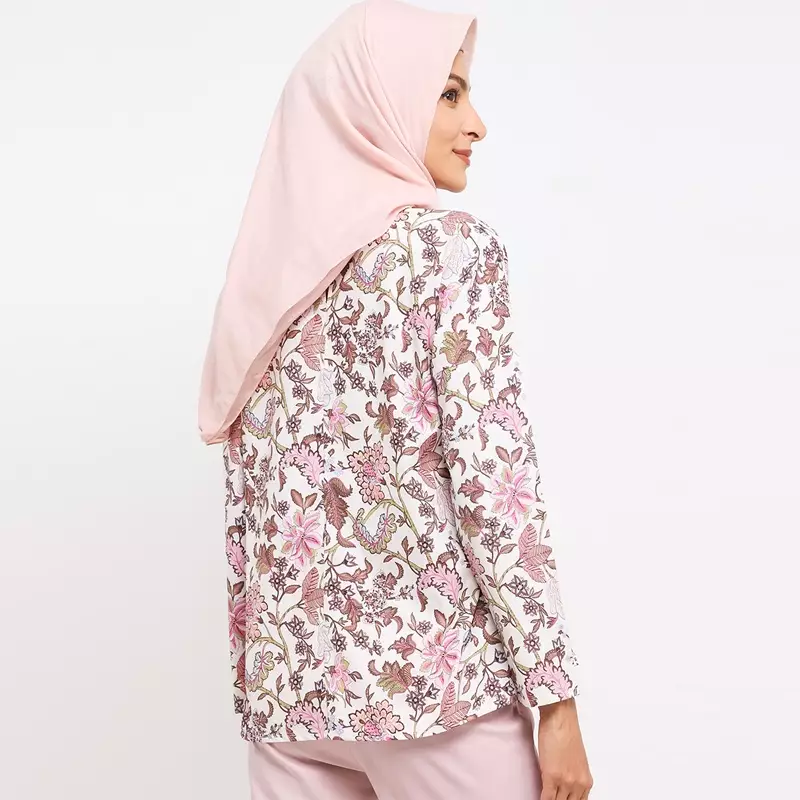 Nena Assymetrical Blouse In Beige Floral Print