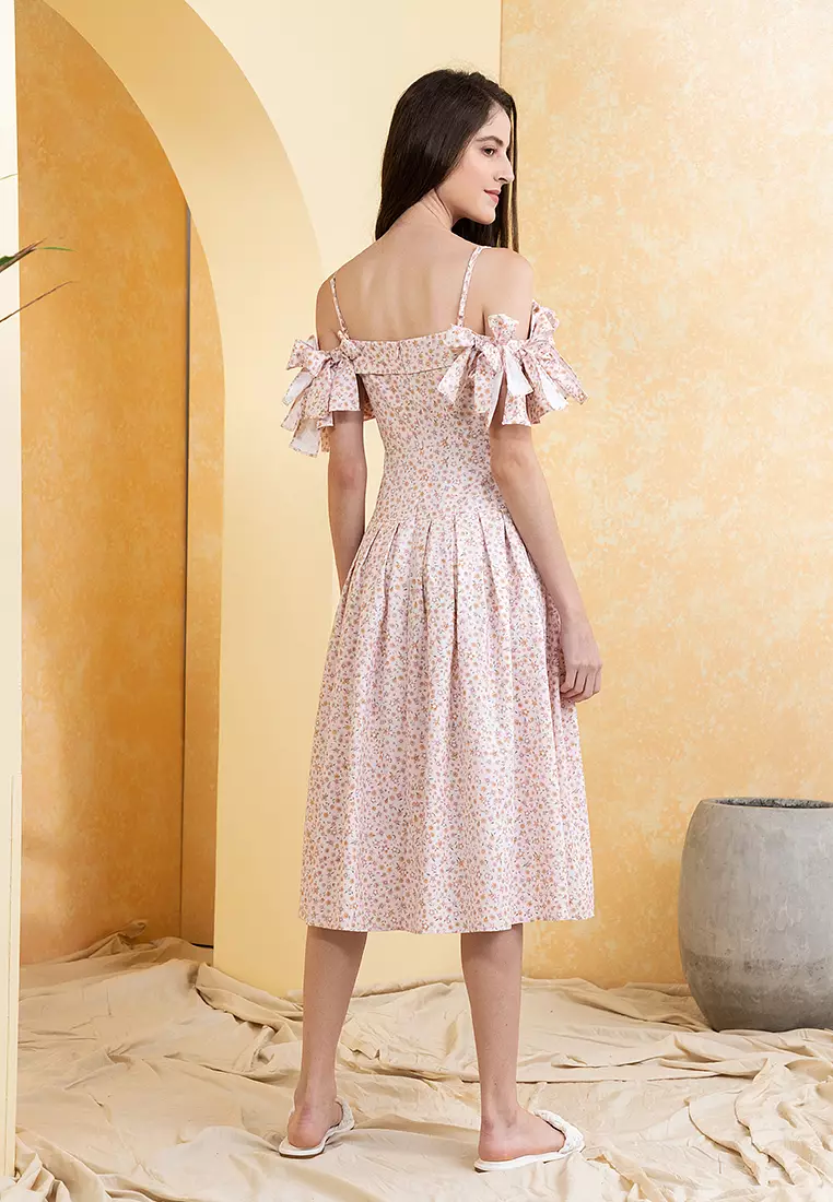 Calvin klein off the hotsell shoulder flutter bell sleeve dress