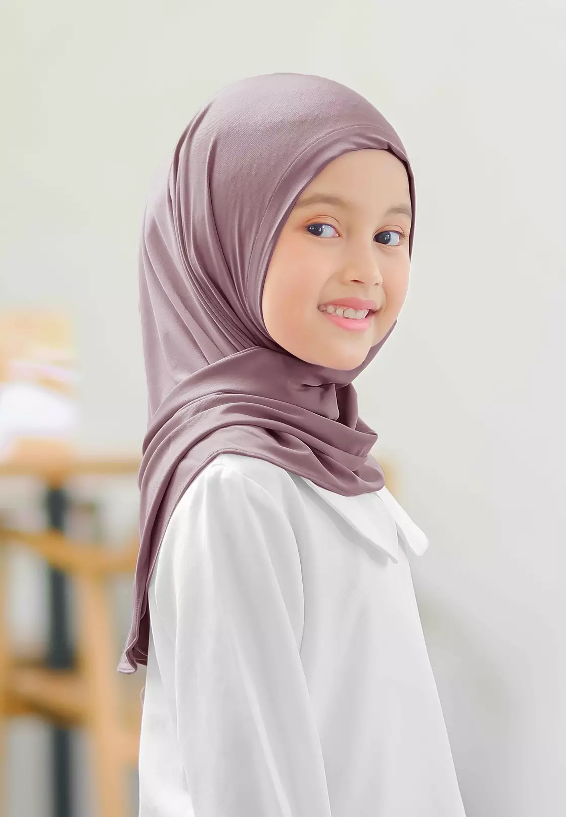 Cotton Bee - Cyra Bergo Kancing | Hijab Instan Anak - Dusty Orchid - M