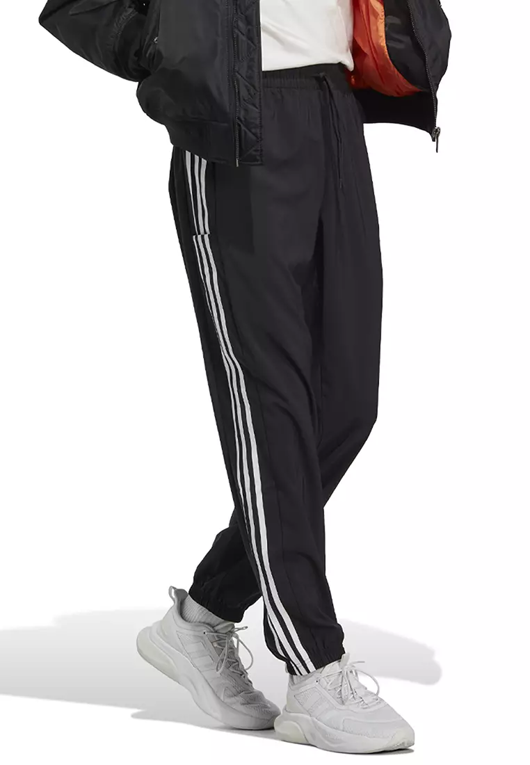 Adidas essentials solid discount tracksuit bottoms black