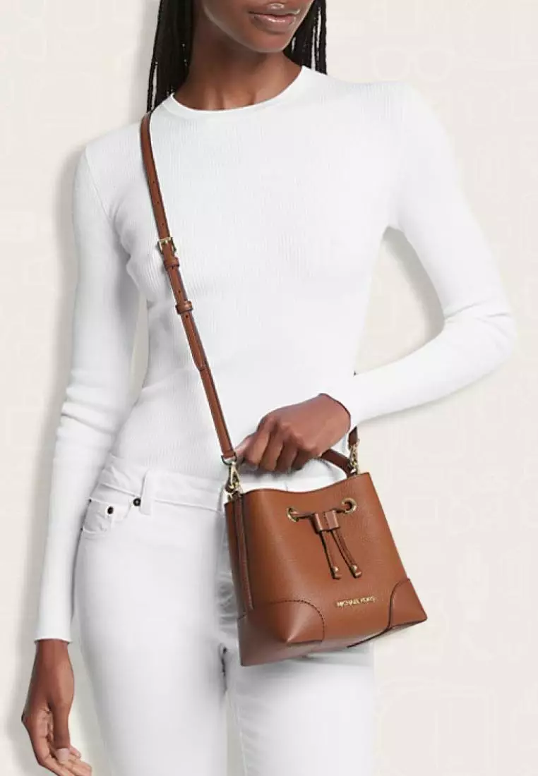 Michael Kors Mercer Small Pebbled Leather Bucket Bag Luggage