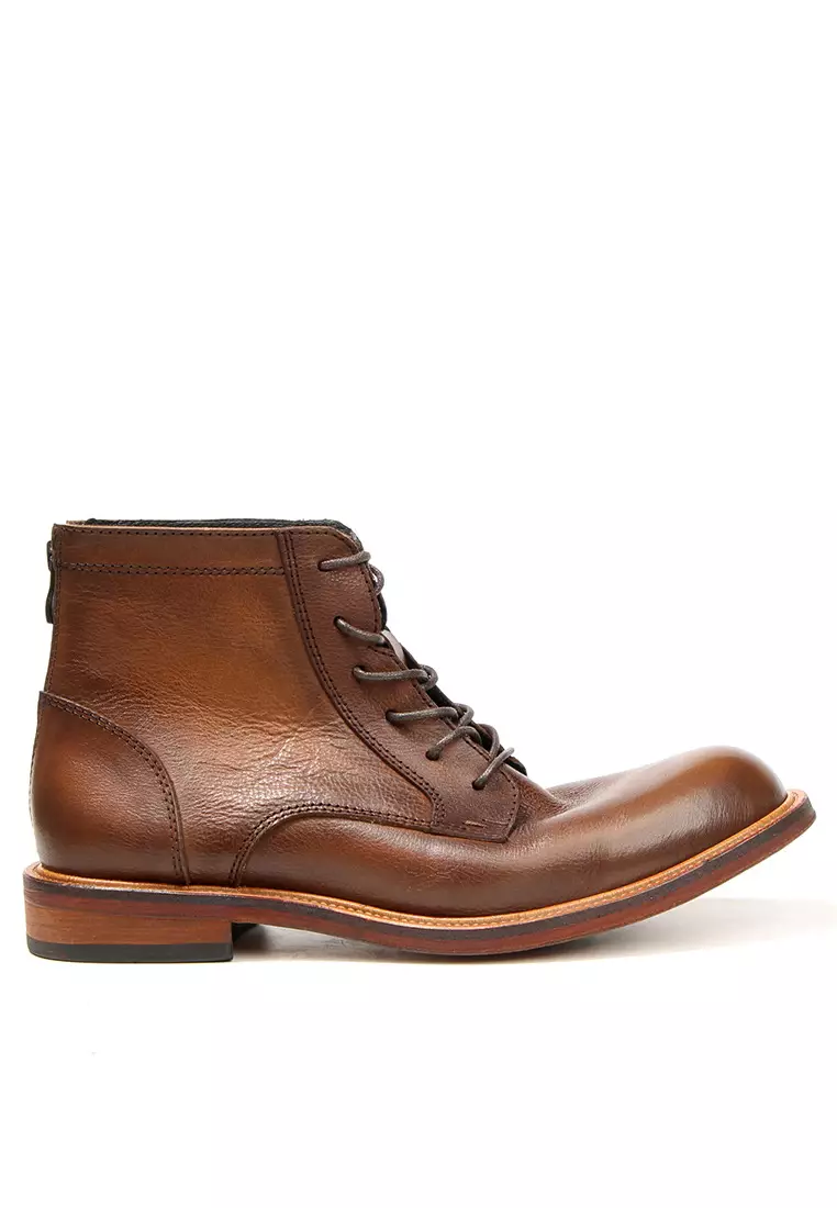 Discount on Twenty Eight Shoes  shoes - SKU: Classic Grain Leather Martin Boot WN531-6