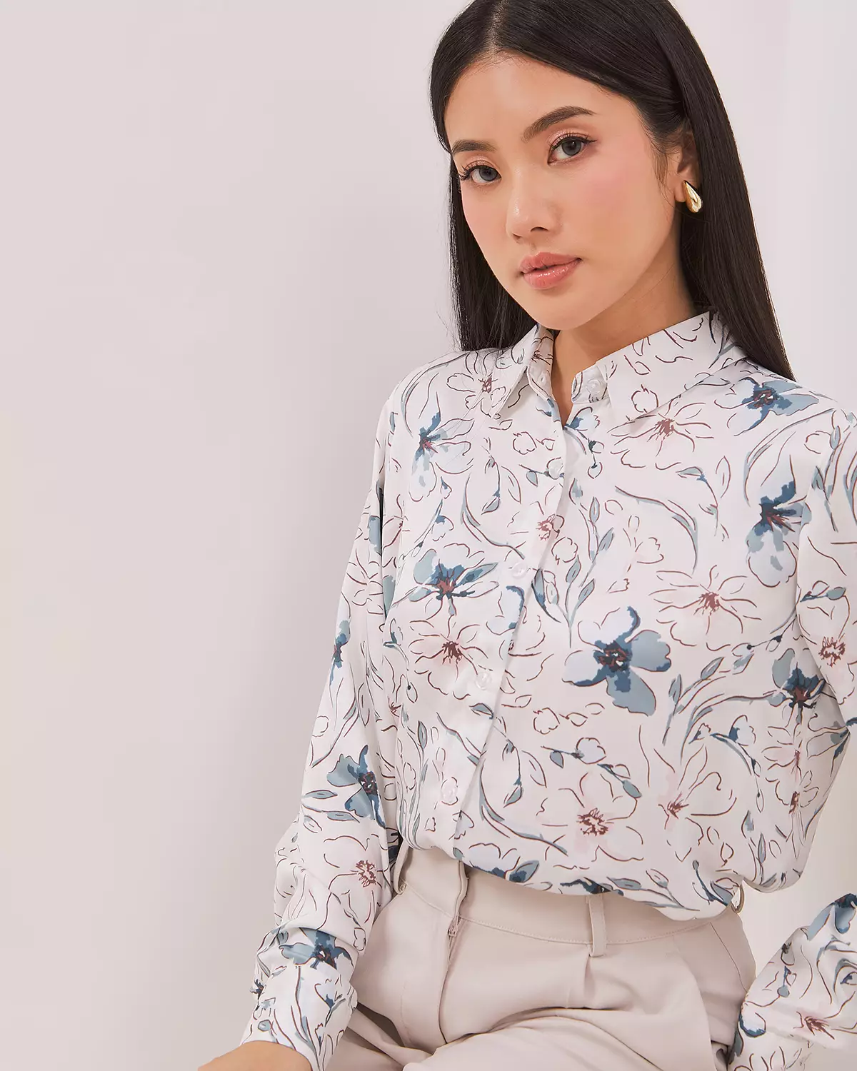 WOMEN'S CREAM FLORAL LONG SLEEVE SHIRT