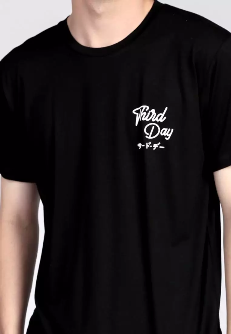 MTI18 Kaos Pria Simple Jepang Distro Script Dakir Hitam