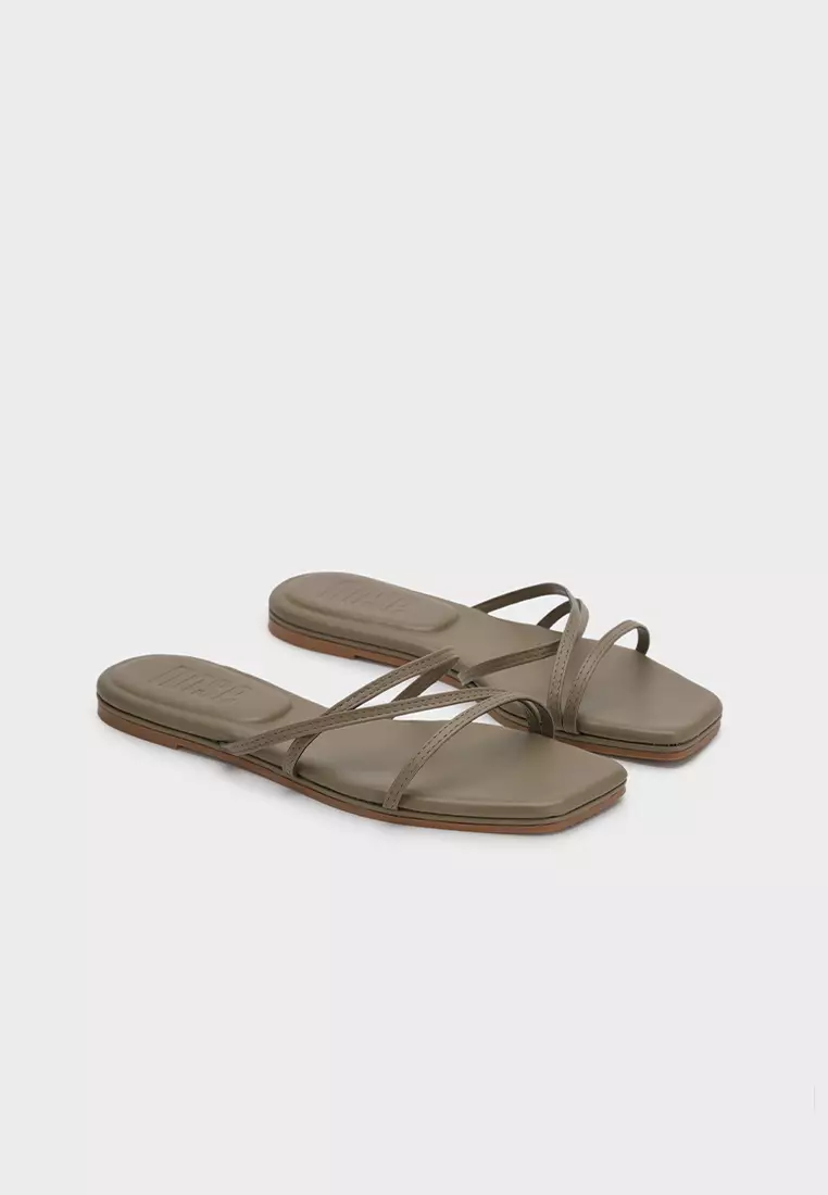 CLOUDFOAM CUSHIONED SQUARE TOE STRAPPY FLAT SLIDES