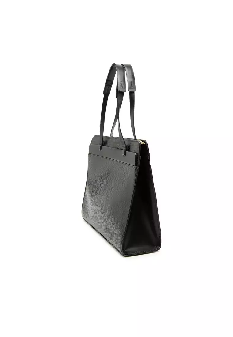 Pre-Loved Louis Vuitton Epi Croisette Pm