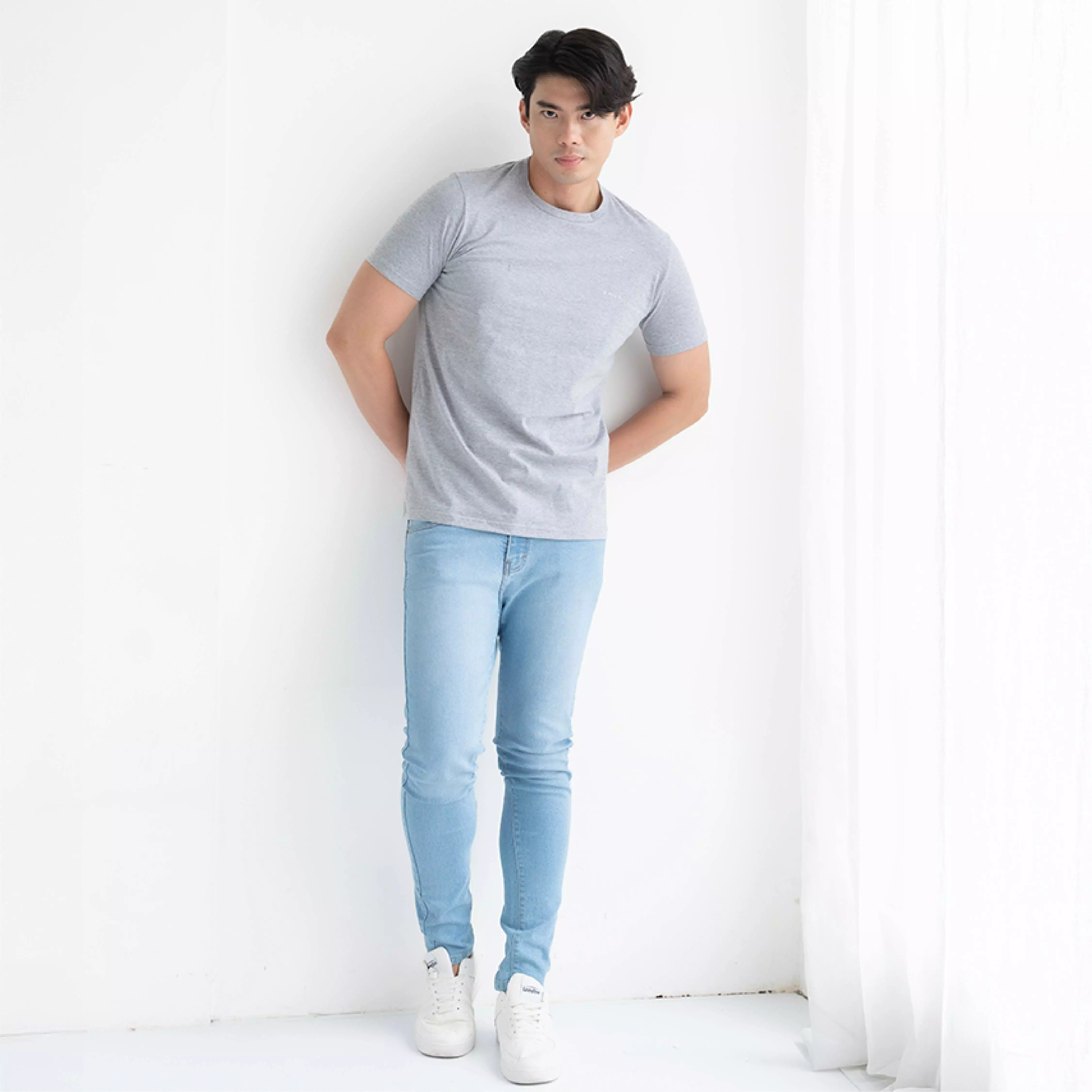 Kale Arion Misty Grey / T-Shirt Pria Lengan Pendek / Unisex