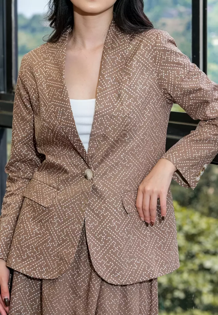 Karmina Batik Blazer