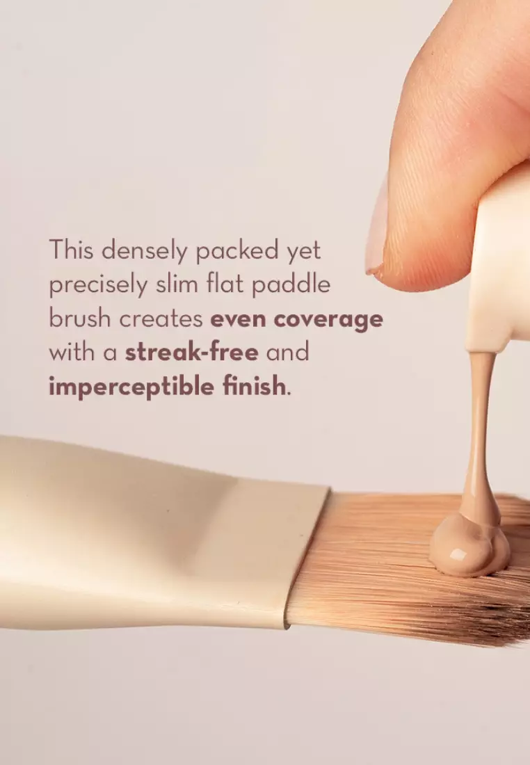 Off Duty Ultra Thin Liquid Foundation Brush