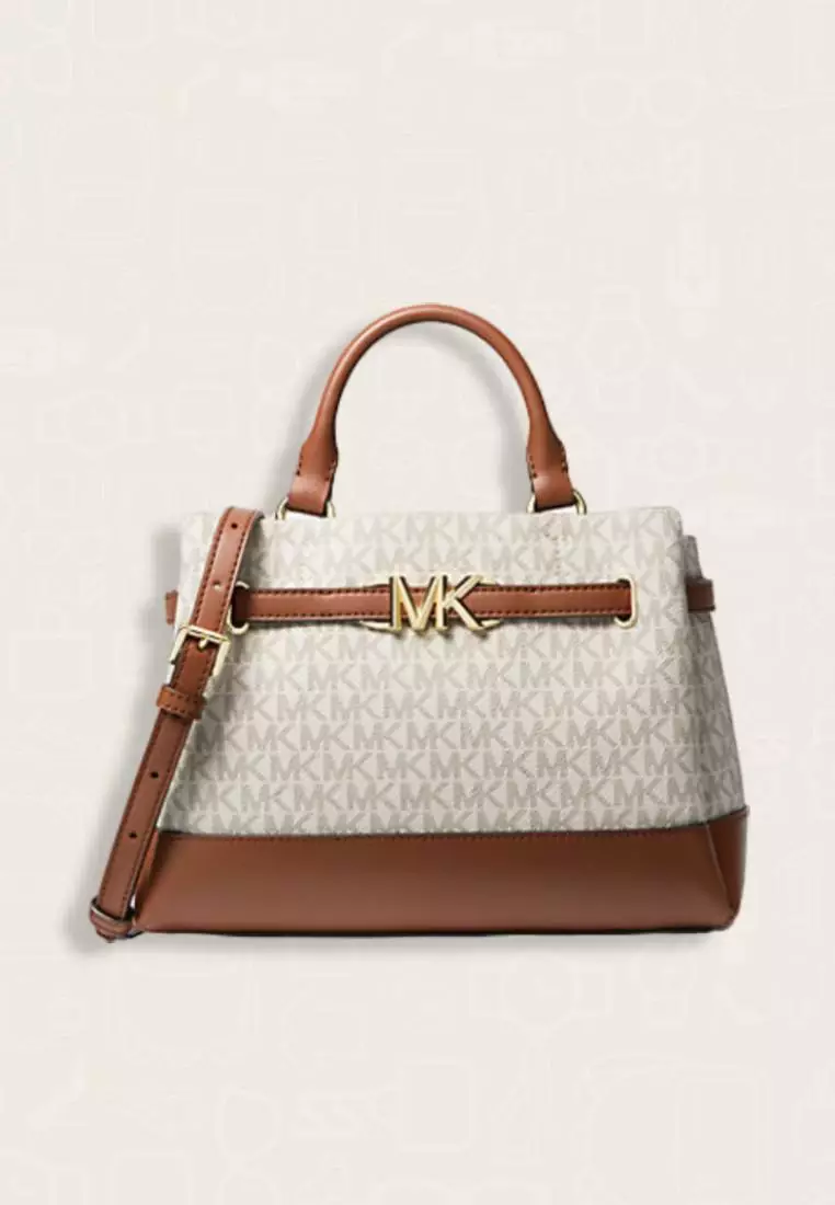 Michael kors logo 2025 satchel