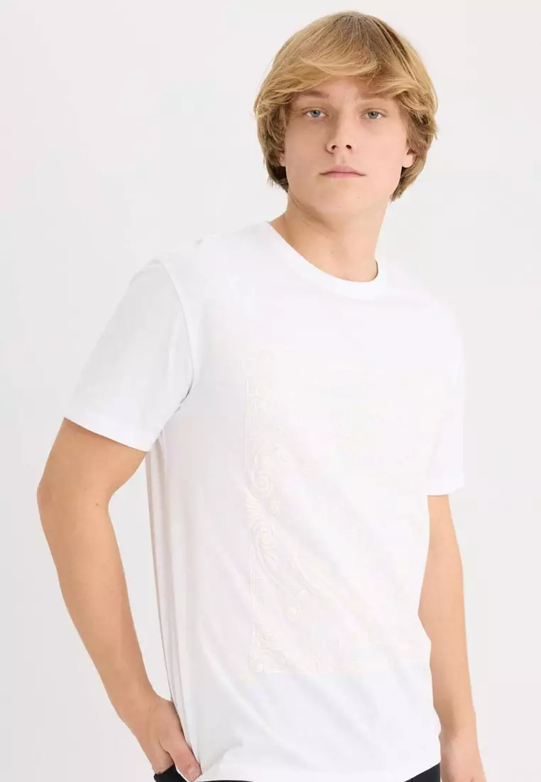 Regular Fit Crew Neck Printed Short Sleeve T-Shirt
