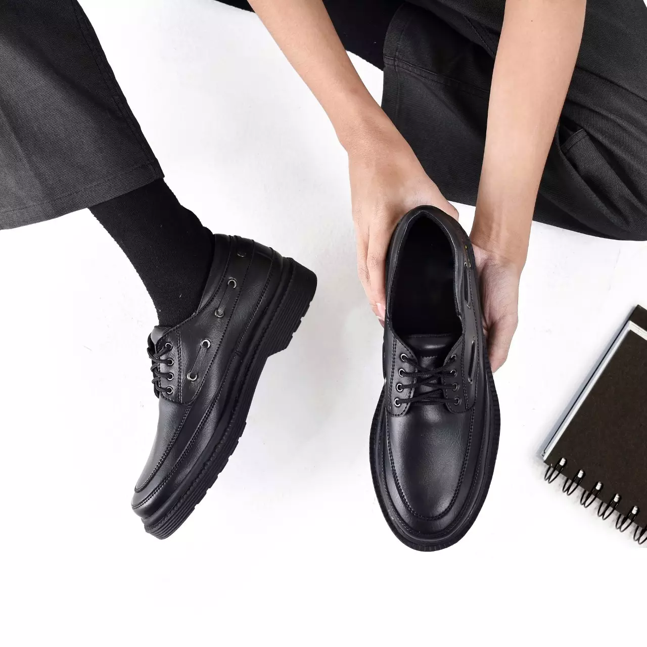 Country Boots Matteo - Sepatu Boots Kulit Pria - Black