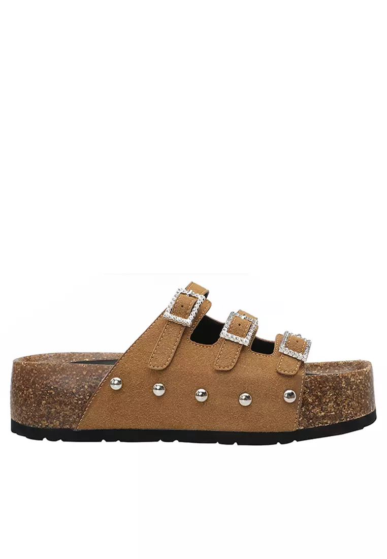 Discount on Twenty Eight Shoes  shoes - SKU: Triple Buckle Strap Platform Slippers Te188-2