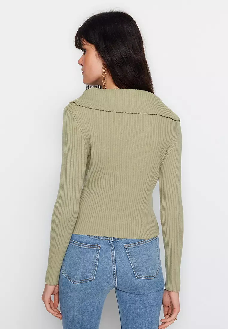 Crop Turn-down Collar Knitwear Cardigan