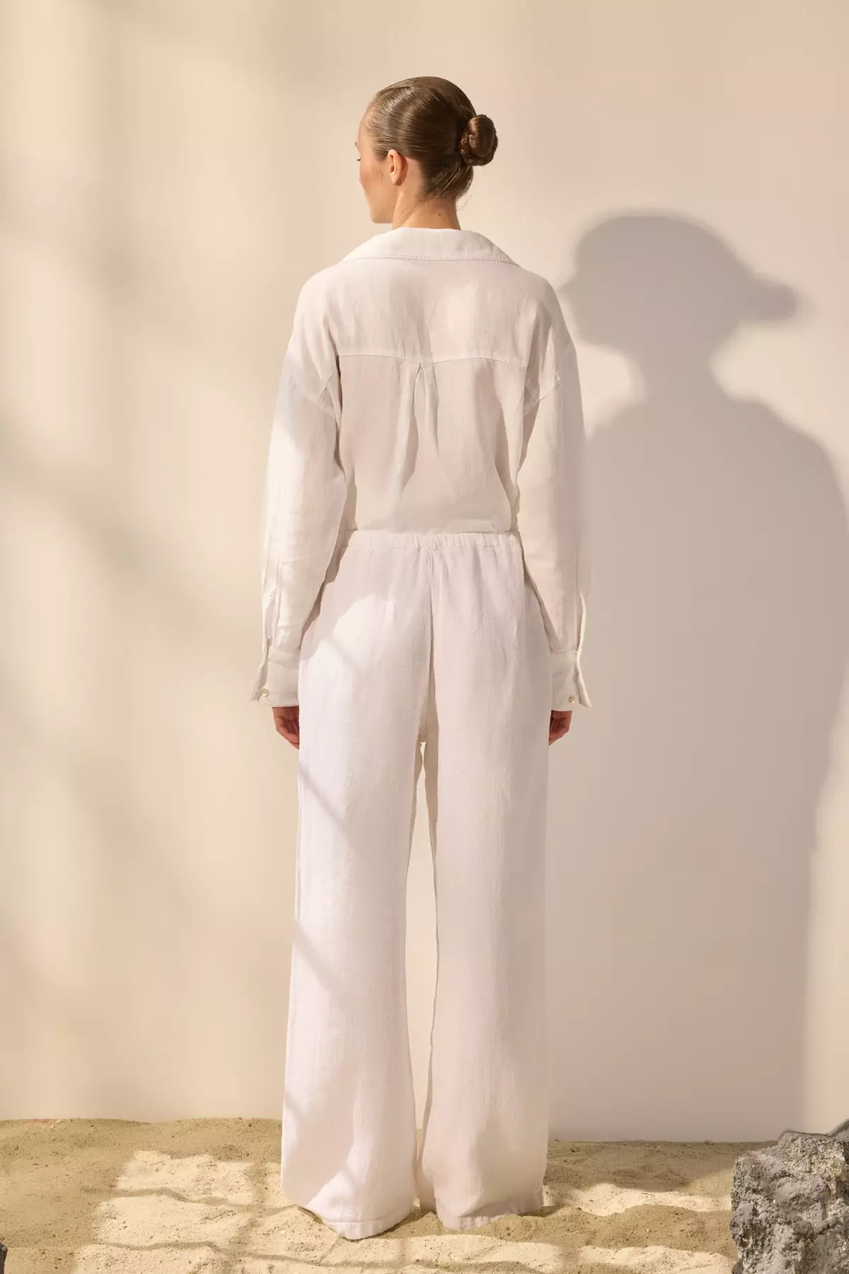 White 100% Linen Waist Elastic Normal Waist Wide Leg Trousers TWOSS25JE00244