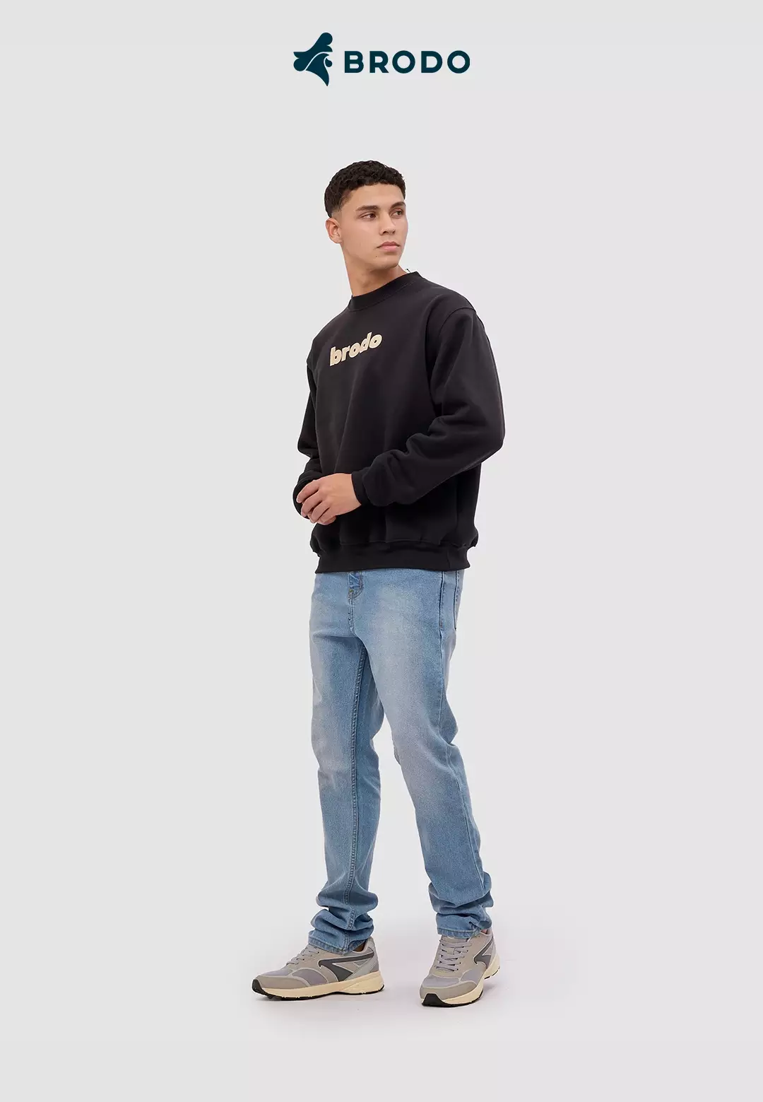 BRODO - Lowercase Crewneck Black