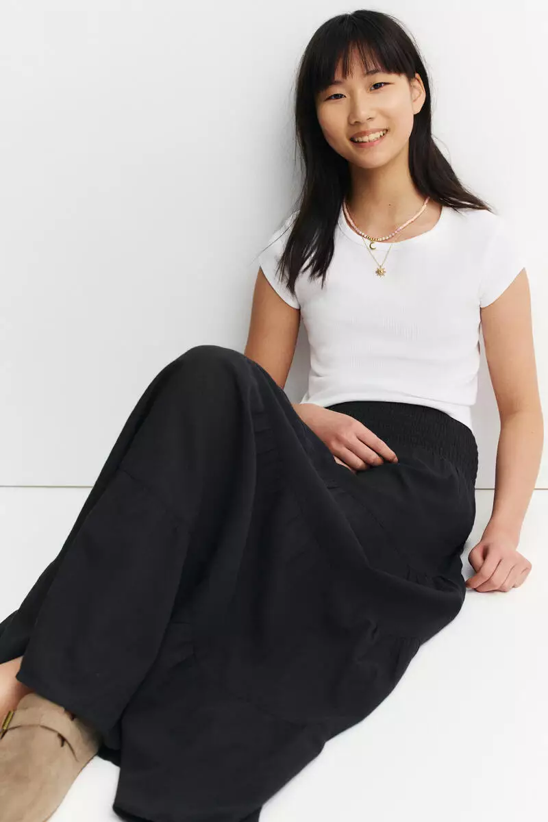 Tiered skirt