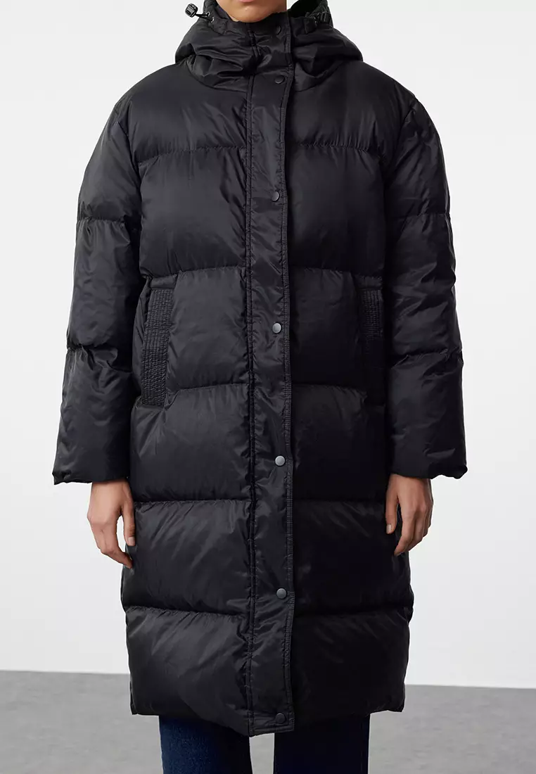 Black Oversize Goose Down Water Repellent Long Puffer Jacket TWOAW25MO00103