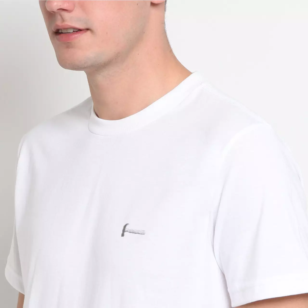 Hammer Men Basic T-Shirt Z1TO001W1 | Kaos Pria Lengan Pendek Putih