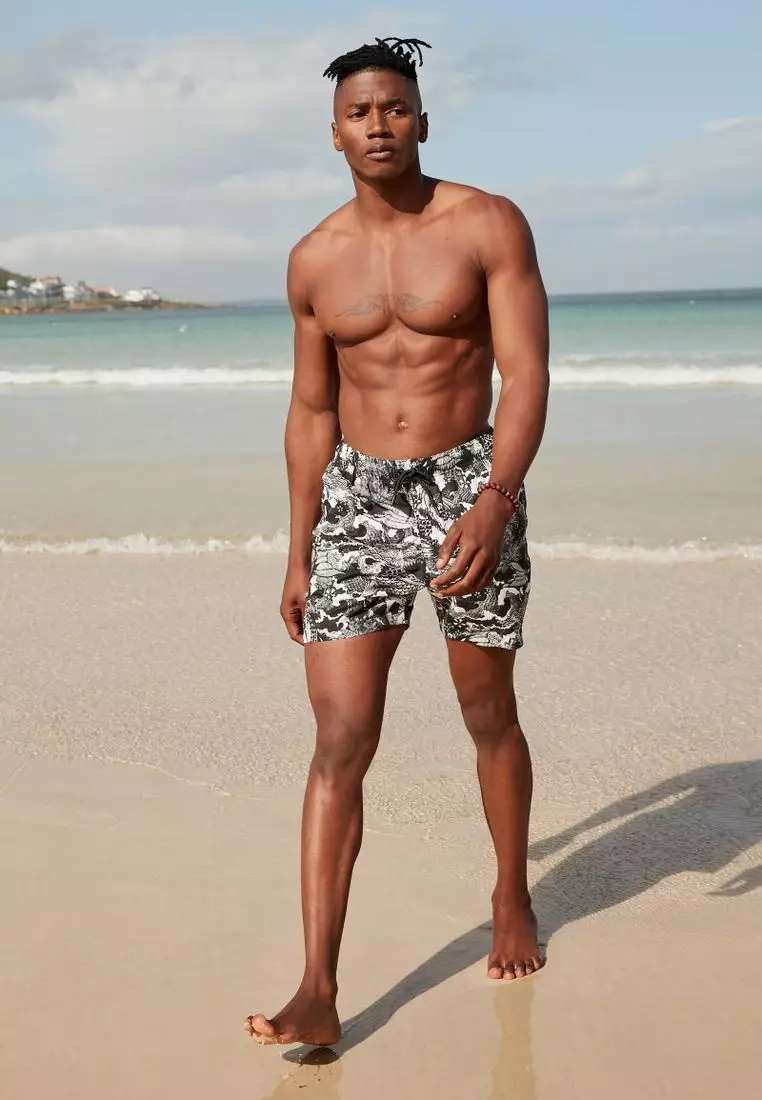 Beach shorts online top