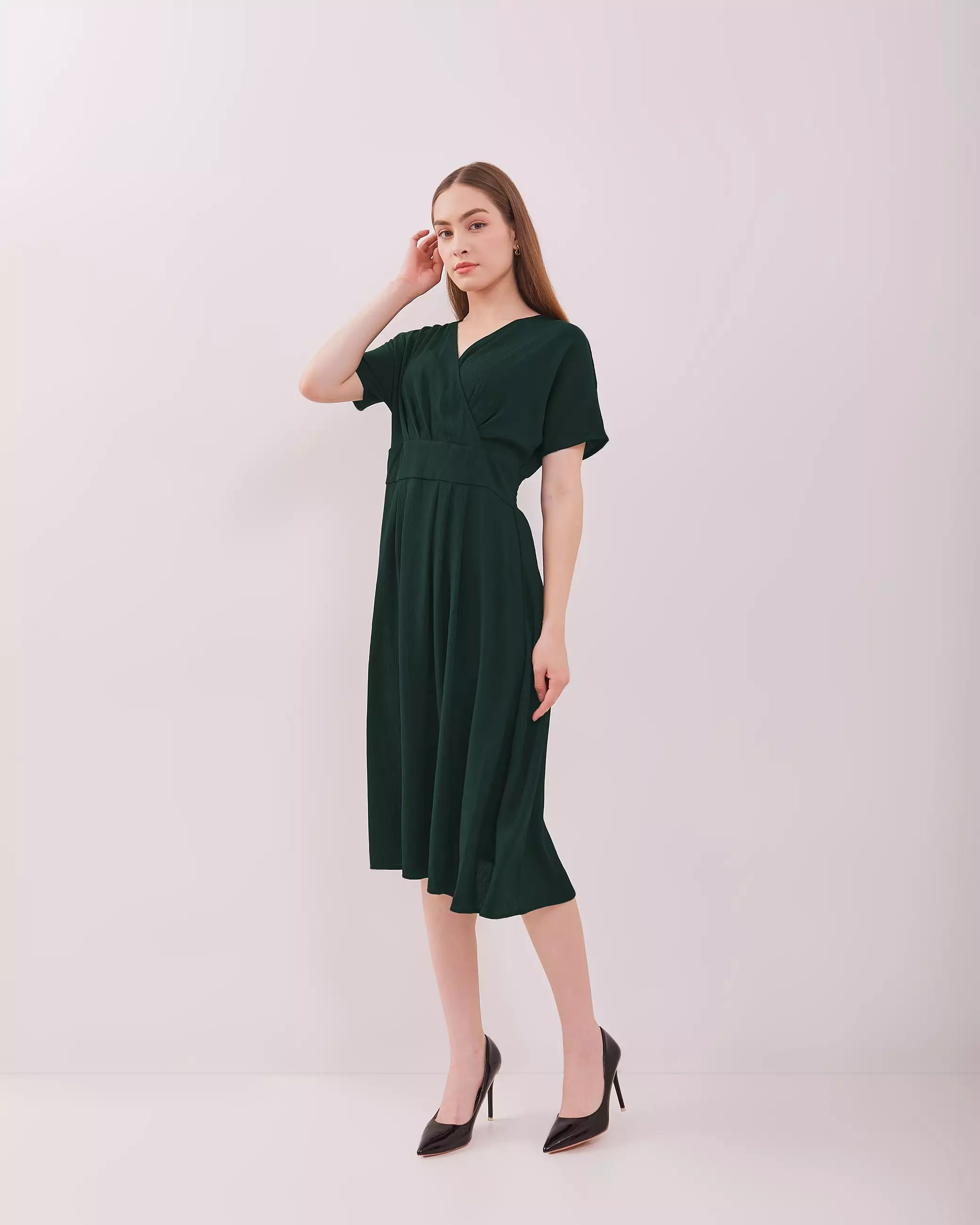 Urban Exchange Cecilia Green Dress - Gaun Midi Dress Kasual Dress Natal Warna Green