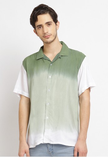 Jual Kayser Kemeja Gradasi Hijau Original Zalora Indonesia Gradien biru latar belakang pola warna desain abstrak tekstur alam hijau. kemeja gradasi hijau