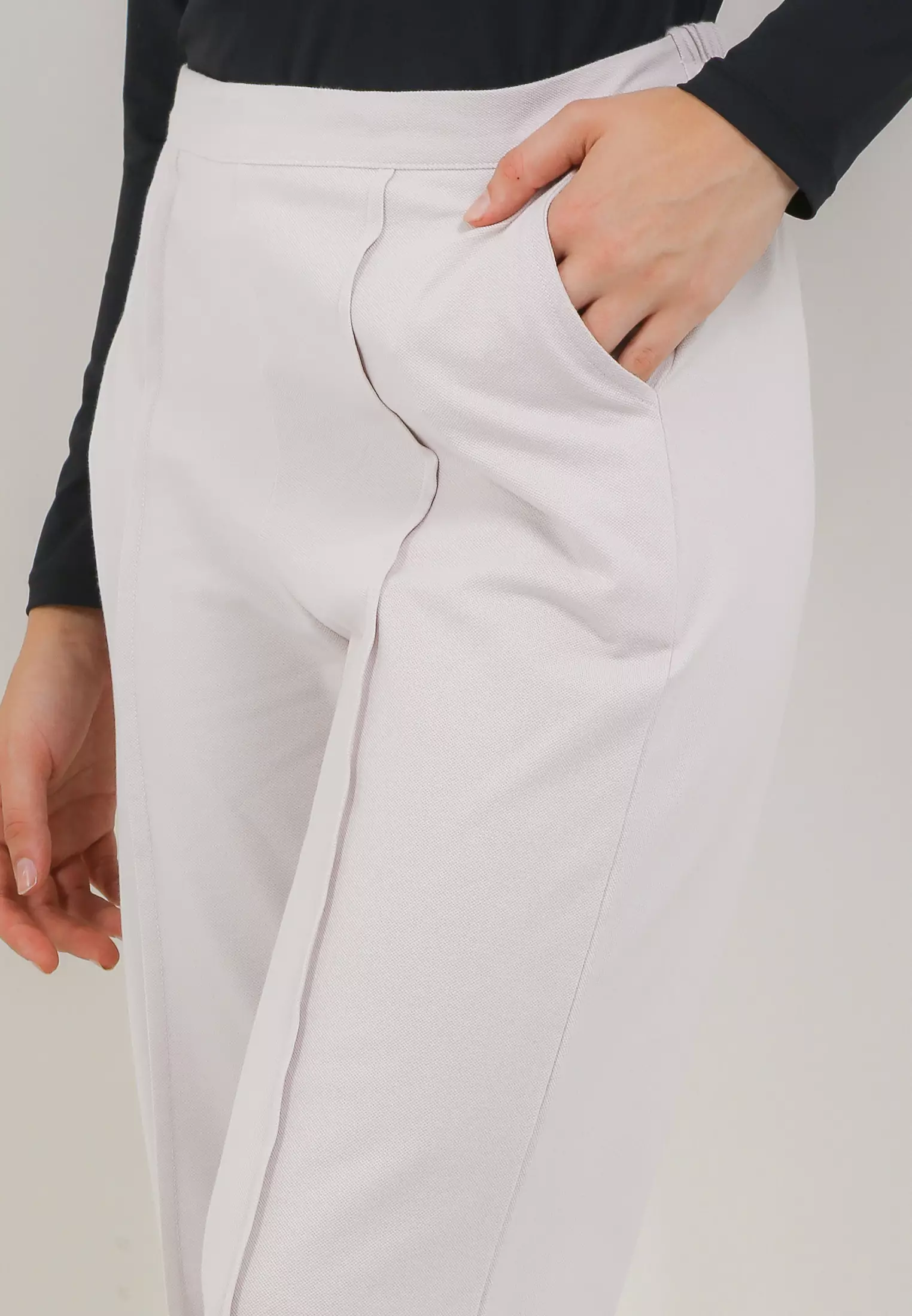 MFMW Cacicu Celana Panjang Light Grey