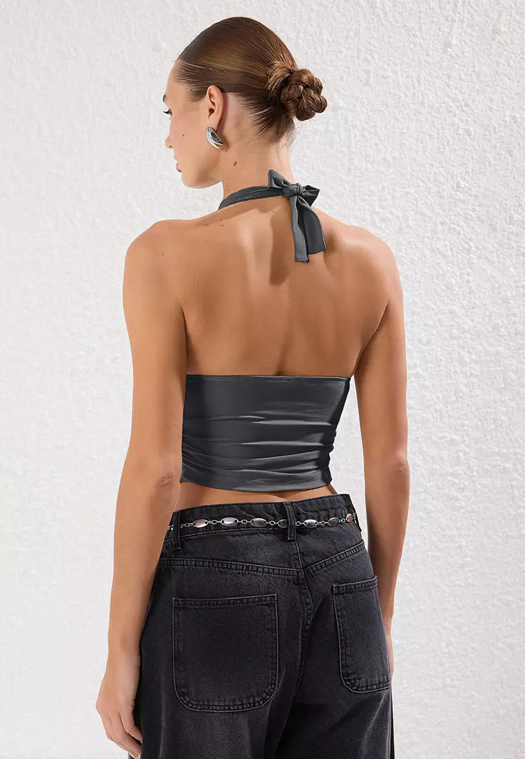 Anthracite Printed Halter Neck Fitted Crop Flexible Knit Blouse TWOSS24BZ00061