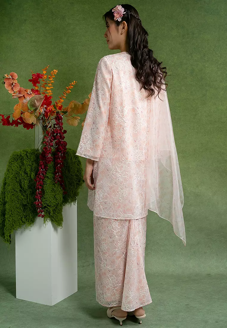 Aneesa Kurung with Shawl