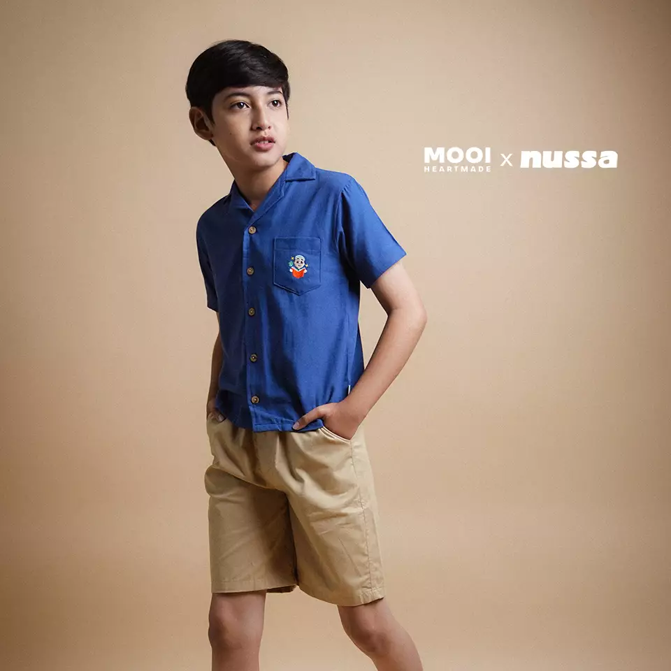 Mooi x Nussa Kemeja Anak Laki-Laki Nussa Pocket Shirt - Classic Blue