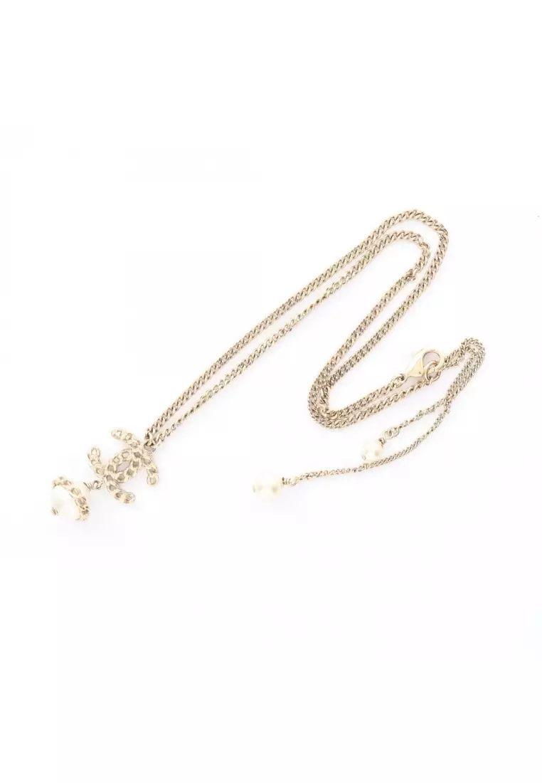 Pre-Loved Chanel coco mark necklace GP Fake pearl gold white B16B