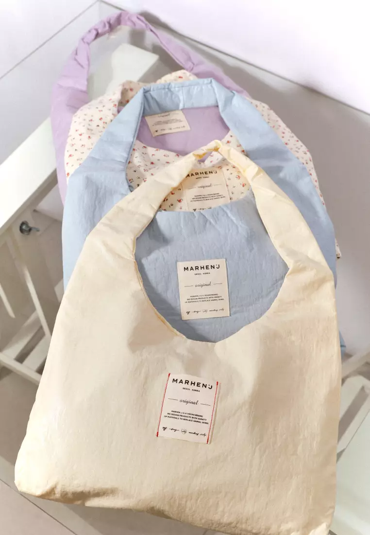 DEWY Nylon Shoulder Bag Flower