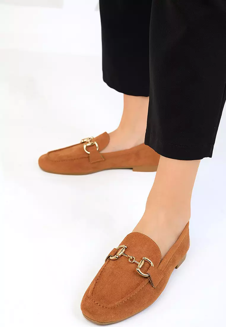 Metal Detail Suede Flats