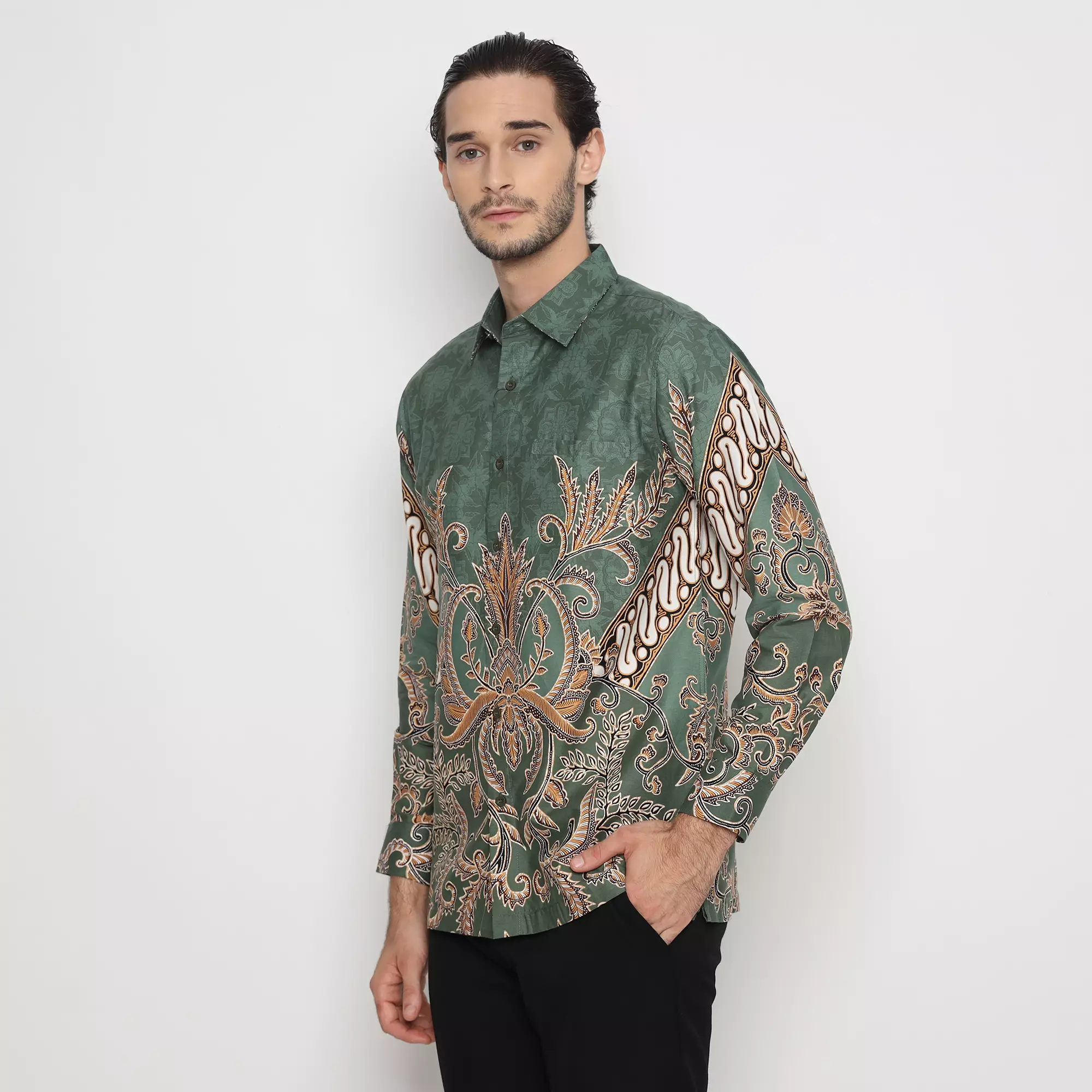 Platini Kemeja Batik Pria Lengan Panjang Katun Hijau 36054