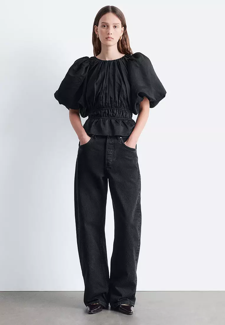 荷葉邊泡泡袖上衣