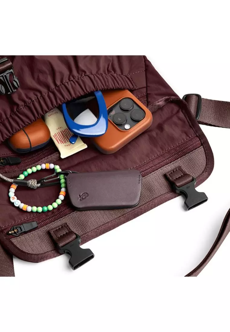 Bellroy Cinch Mini Messenger - Burgundy