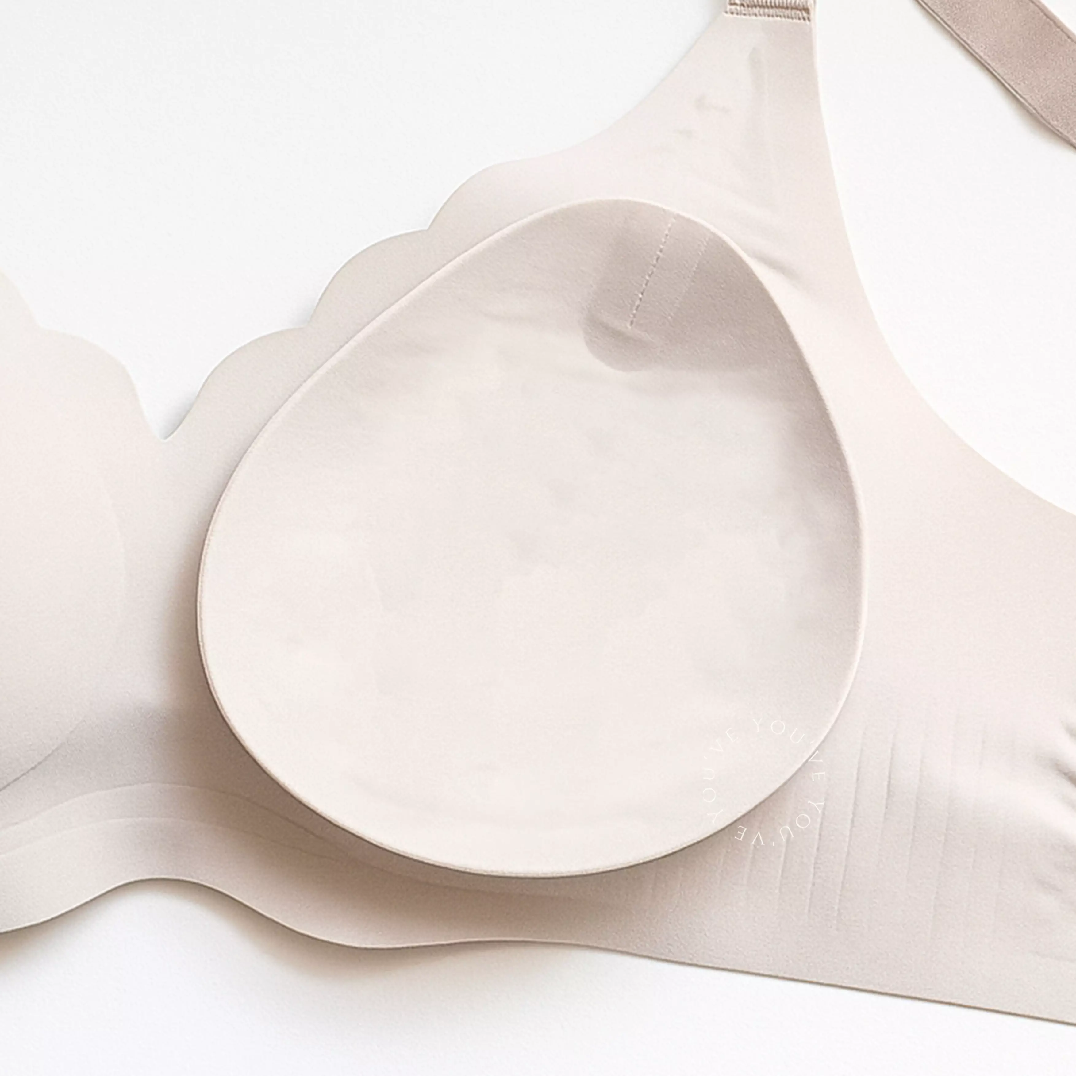 You’ve (You Have) BH Wanita Super Jumbo Women Bra Cup D E F Jumbo BH Seamless BH Tanpa Kawat Jahitan Bra Ice Silk Bra Full Coverage Bra Beha Besar Bra Full Cup Tanpa Kawat Busa Sedang 100240