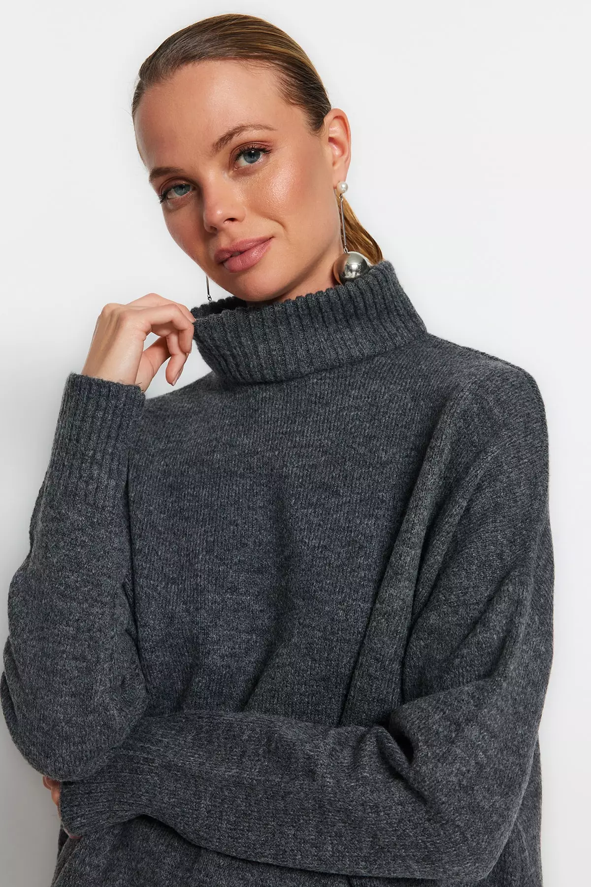 Turtle Knitwear Sweater