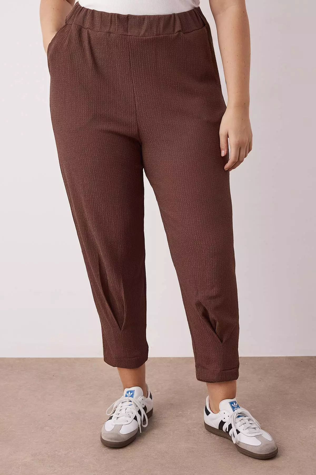 Brown Carrot Fit Elastic Waist Knitted Plus Size Trousers