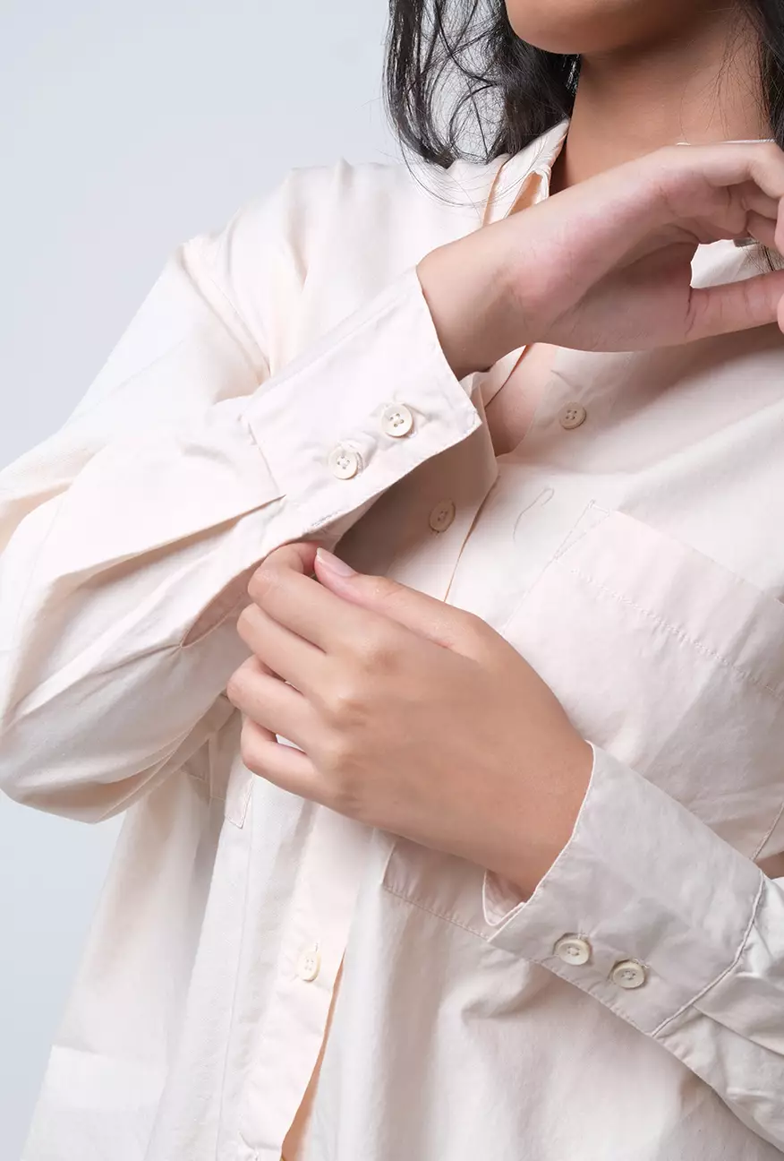 Kemeja Wanita Foy Cream