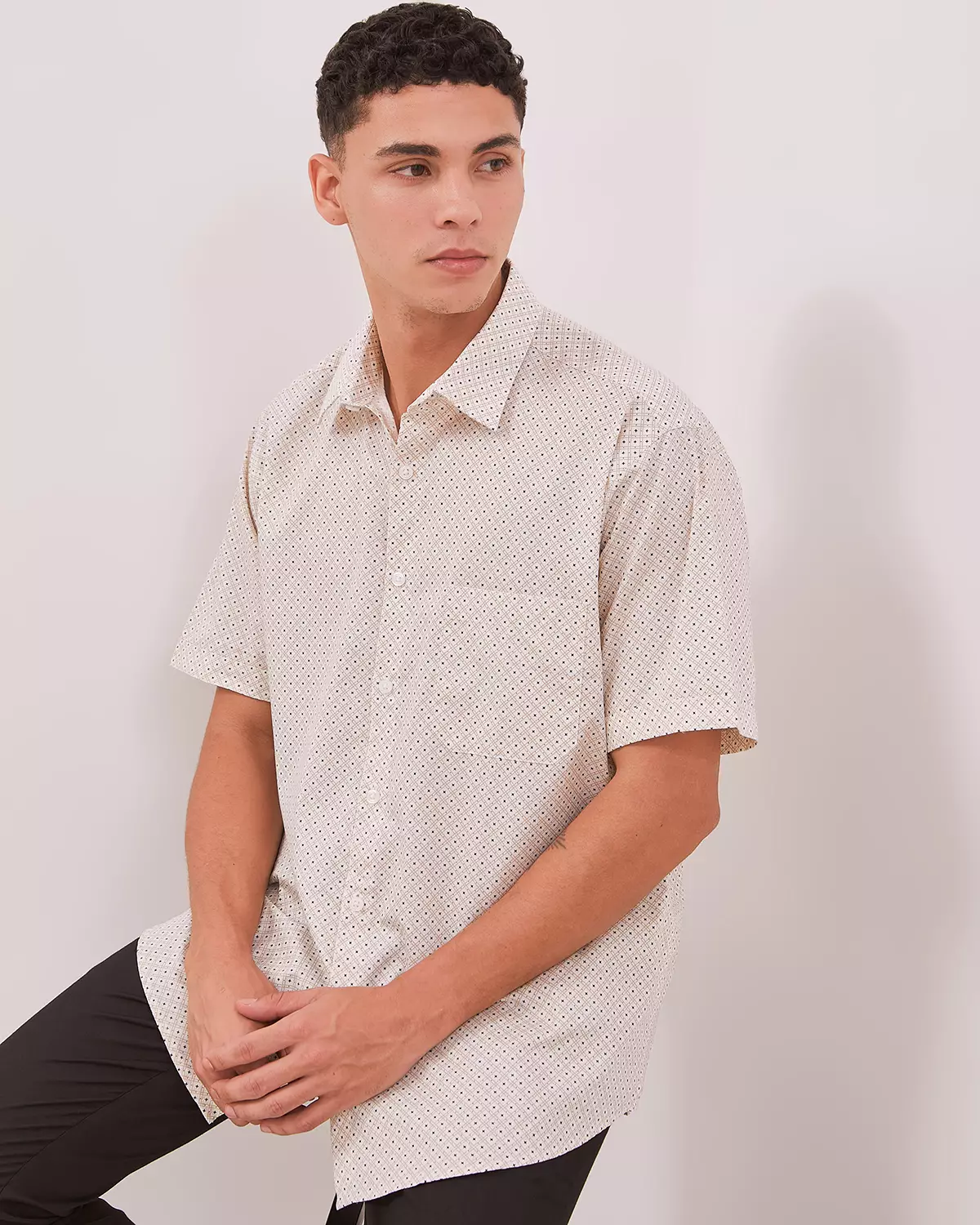 MEN'S CREAM PRINT SHORT SLEEVE SHIRT