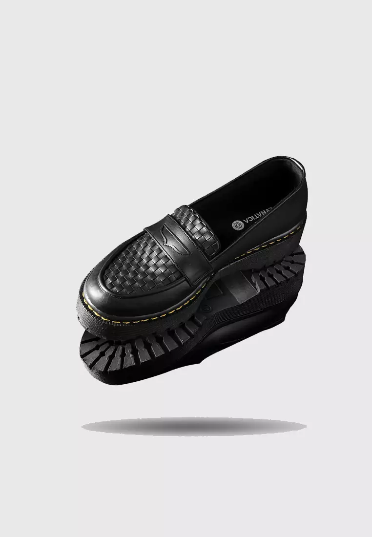 Khanza Black Loafer Boat Shoes