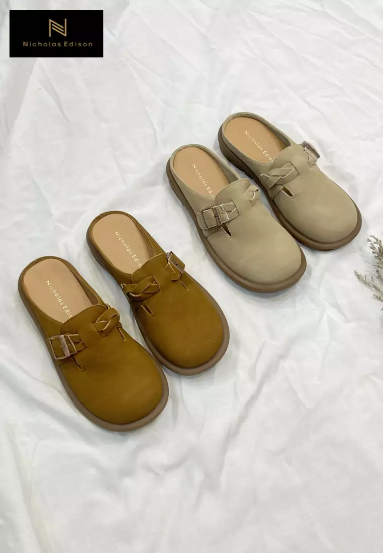 Flat Ezra Cream