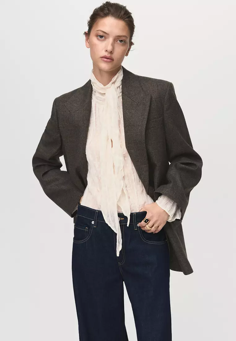 Low-Rise Wide-Leg Jeans